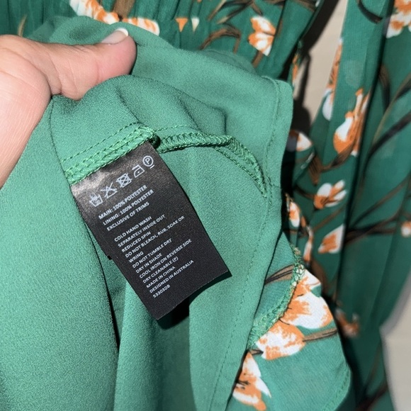 Bardot Becky dress Mini faux Wrap Dress in Orange Floral medium lined NEW - Picture 7 of 8